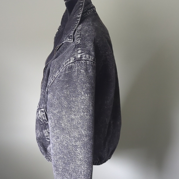 RSQ Mens Washed Cropped Denim Jacket - Picture 10 of 11